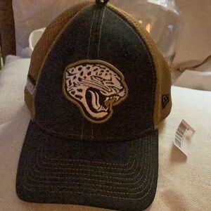 🐆 NWT Jacksonville Jaguar NFL Colorful Unisex Adjustable Cap Closet Must Have 🐆